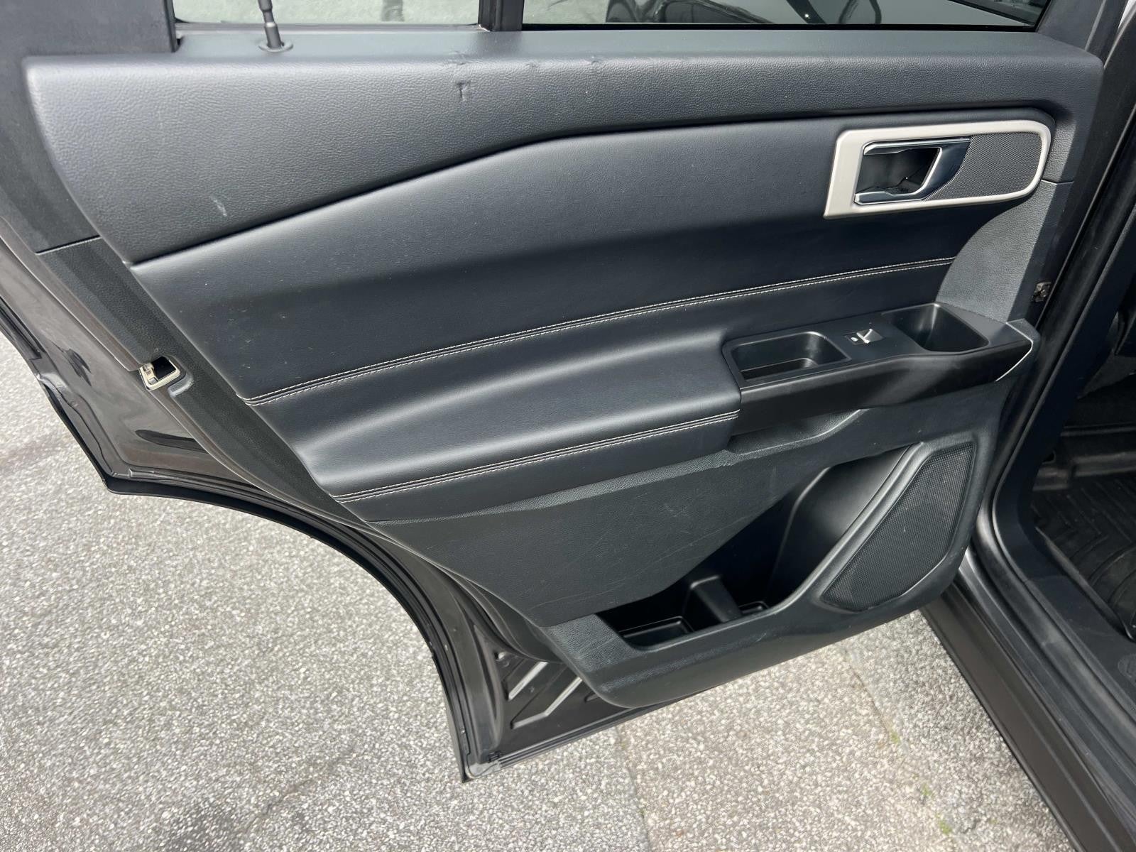 2020 Ford Explorer XLT RWD