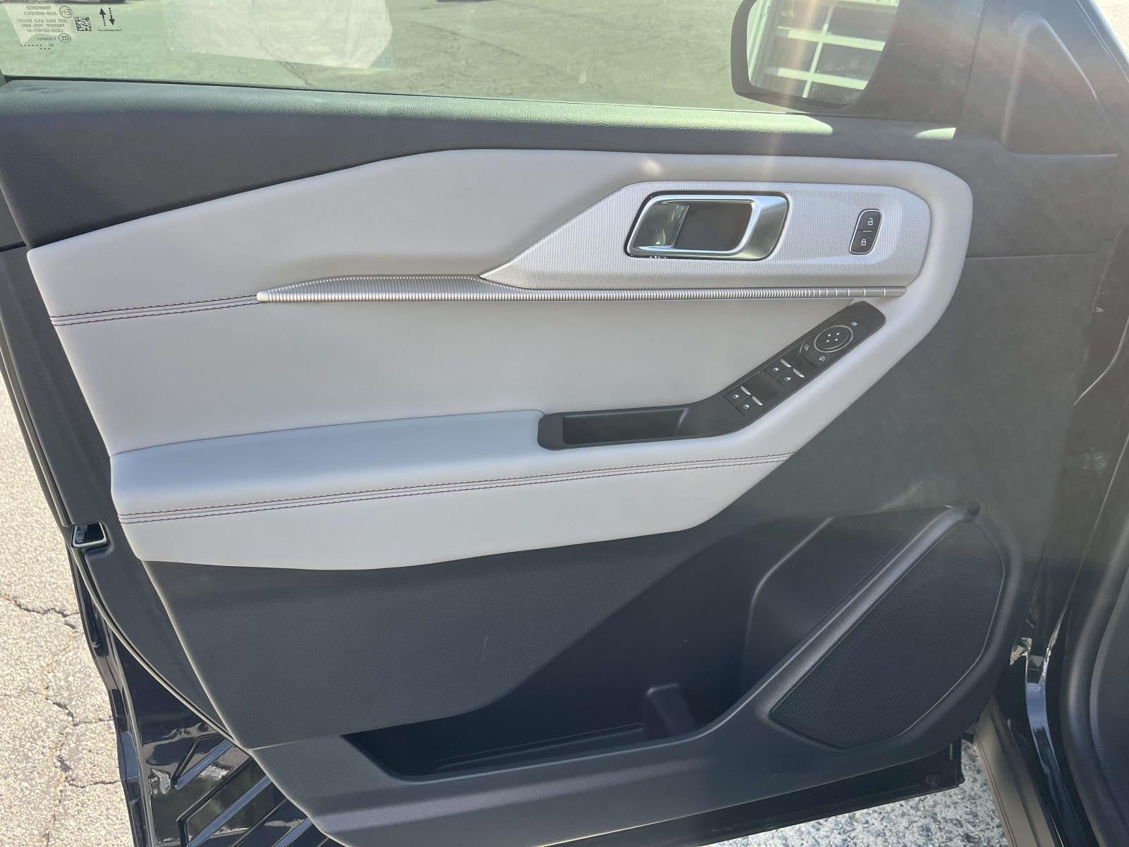 2025 Ford Explorer ACTIVE RWD
