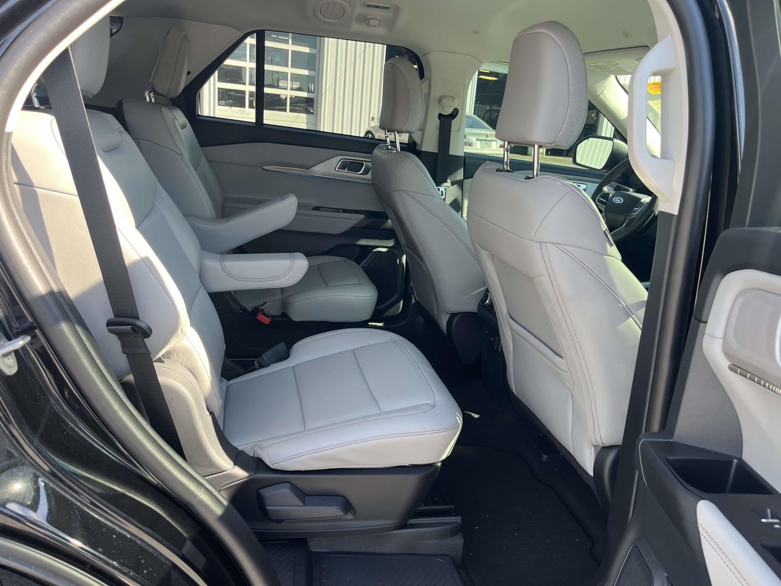 2025 Ford Explorer ACTIVE RWD