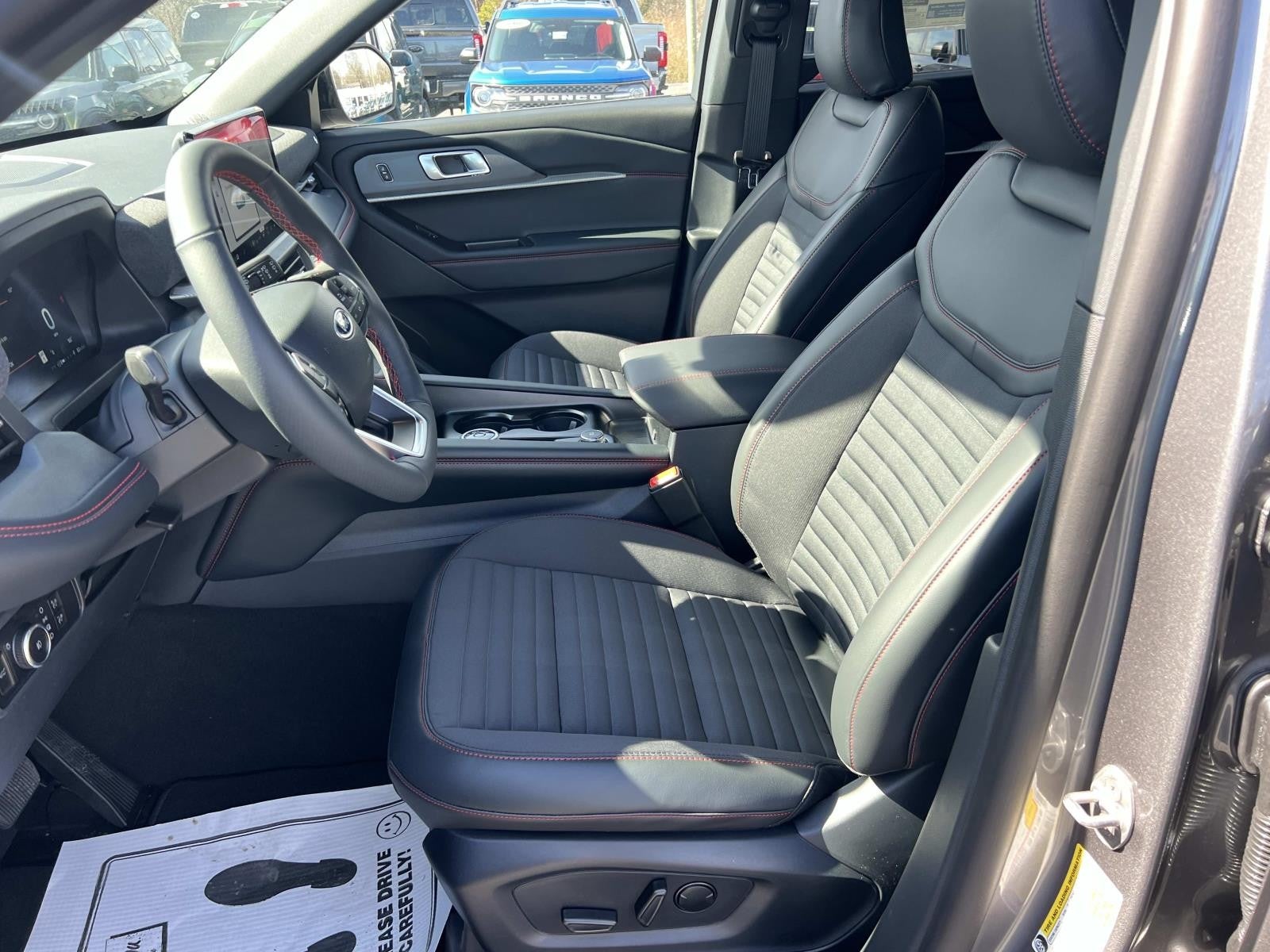 2026 Ford Explorer ST-LINE RWD