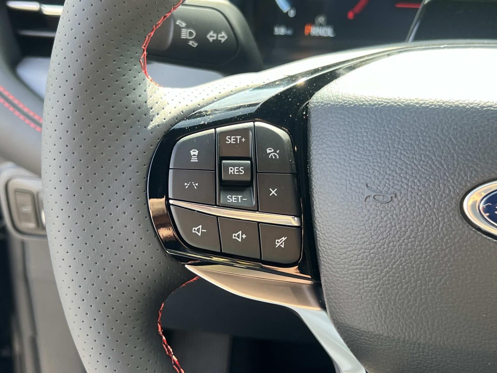 2026 Ford Explorer ST-LINE RWD