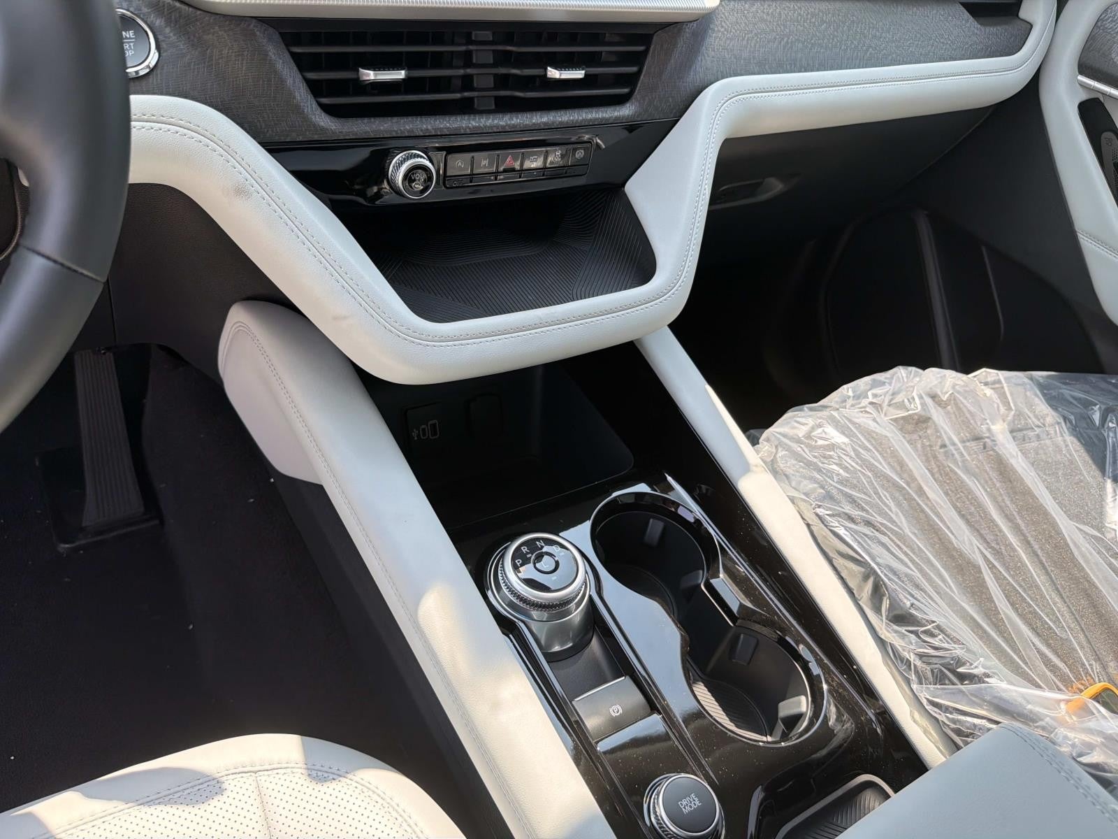 2026 Ford Explorer PLATINUM 4WD