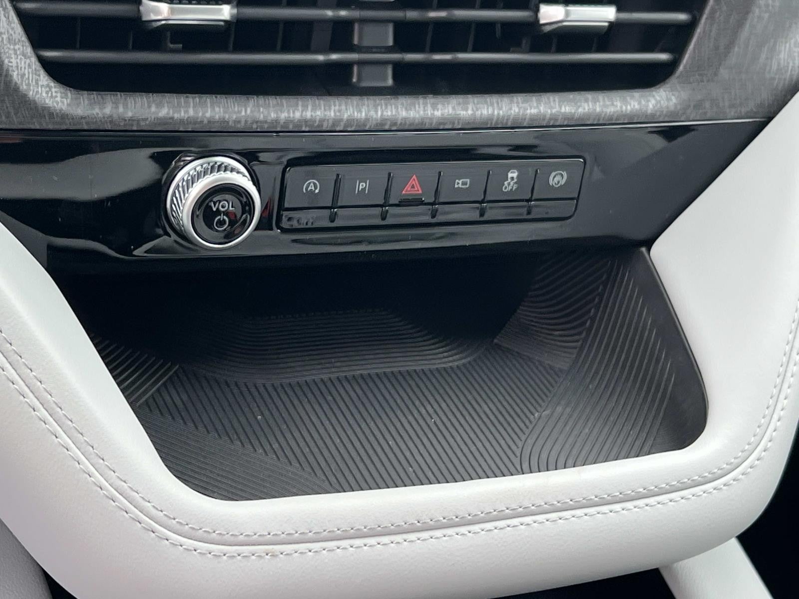 2026 Ford Explorer PLATINUM 4WD