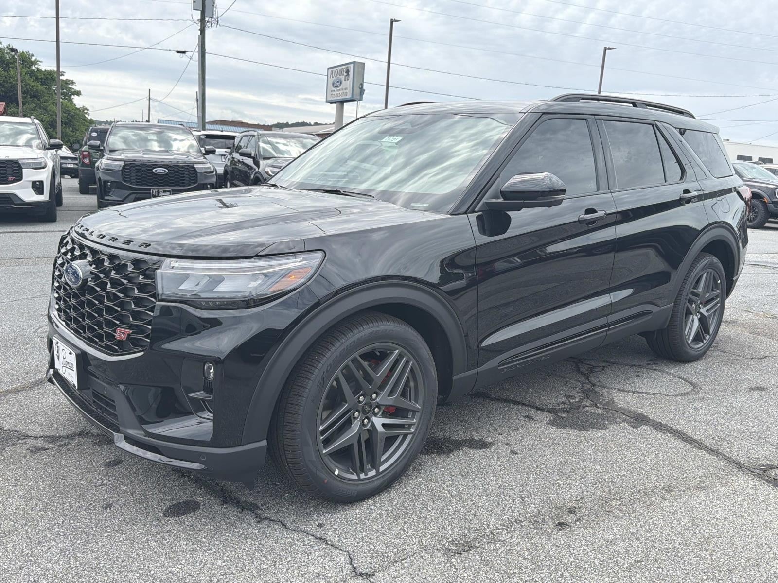 2026 Ford Explorer ST 4WD