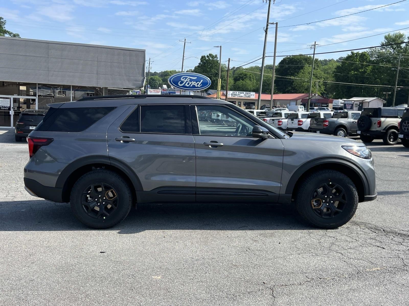 2026 Ford Explorer TREMOR 4WD