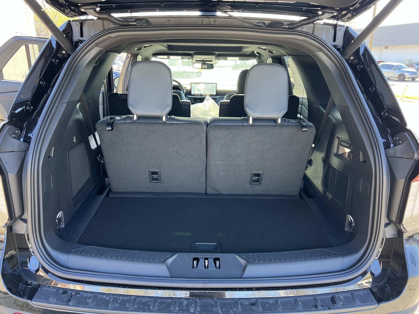 2026 Ford Explorer TREMOR 4WD