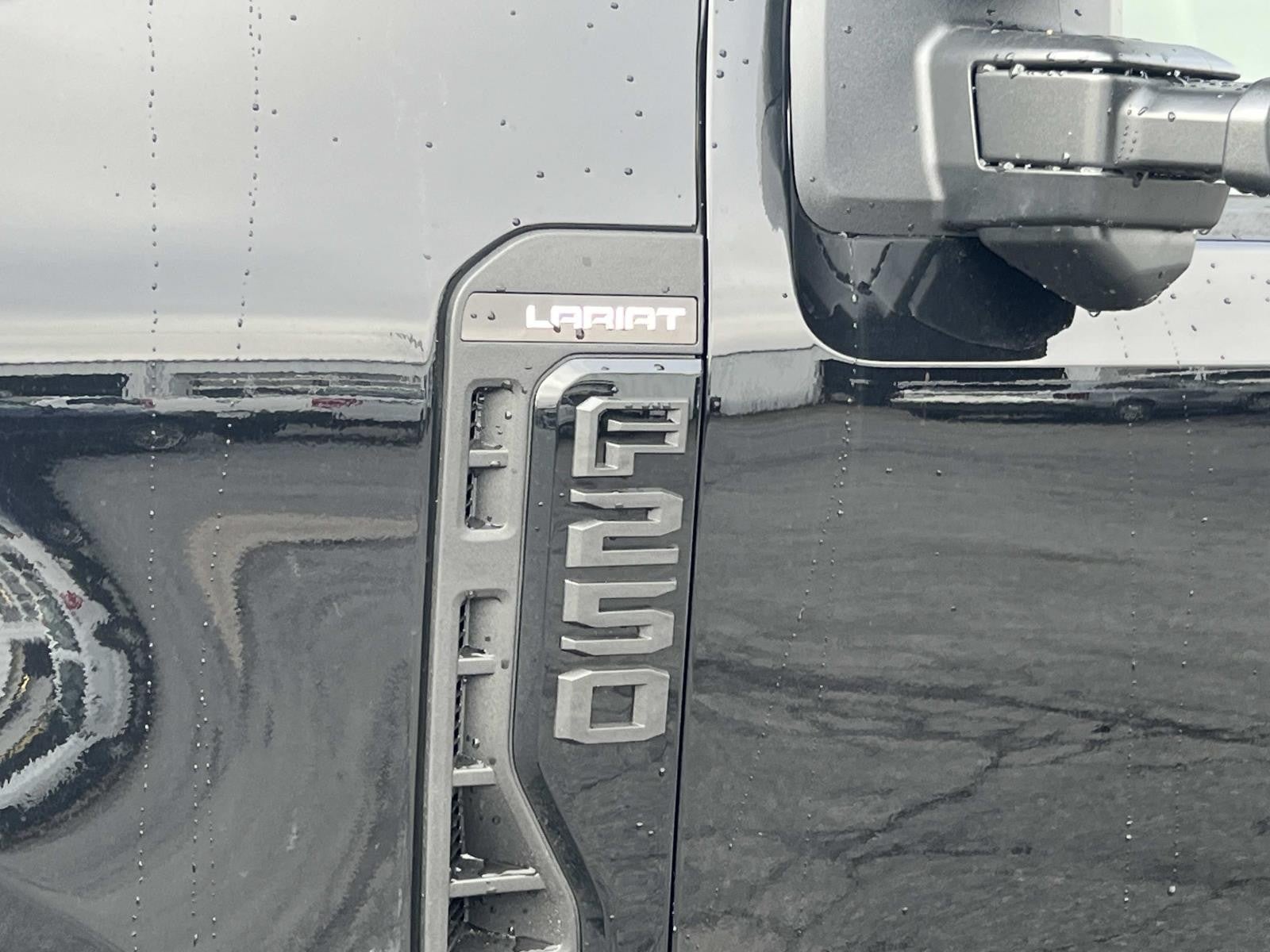 2026 Ford Super Duty F-250 SRW LARIAT 4WD CREW CAB 6.75'