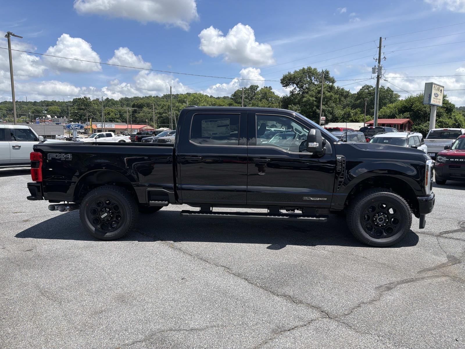 2026 Ford Super Duty F-250 SRW XLT 4WD CREW CAB 6.75' BO