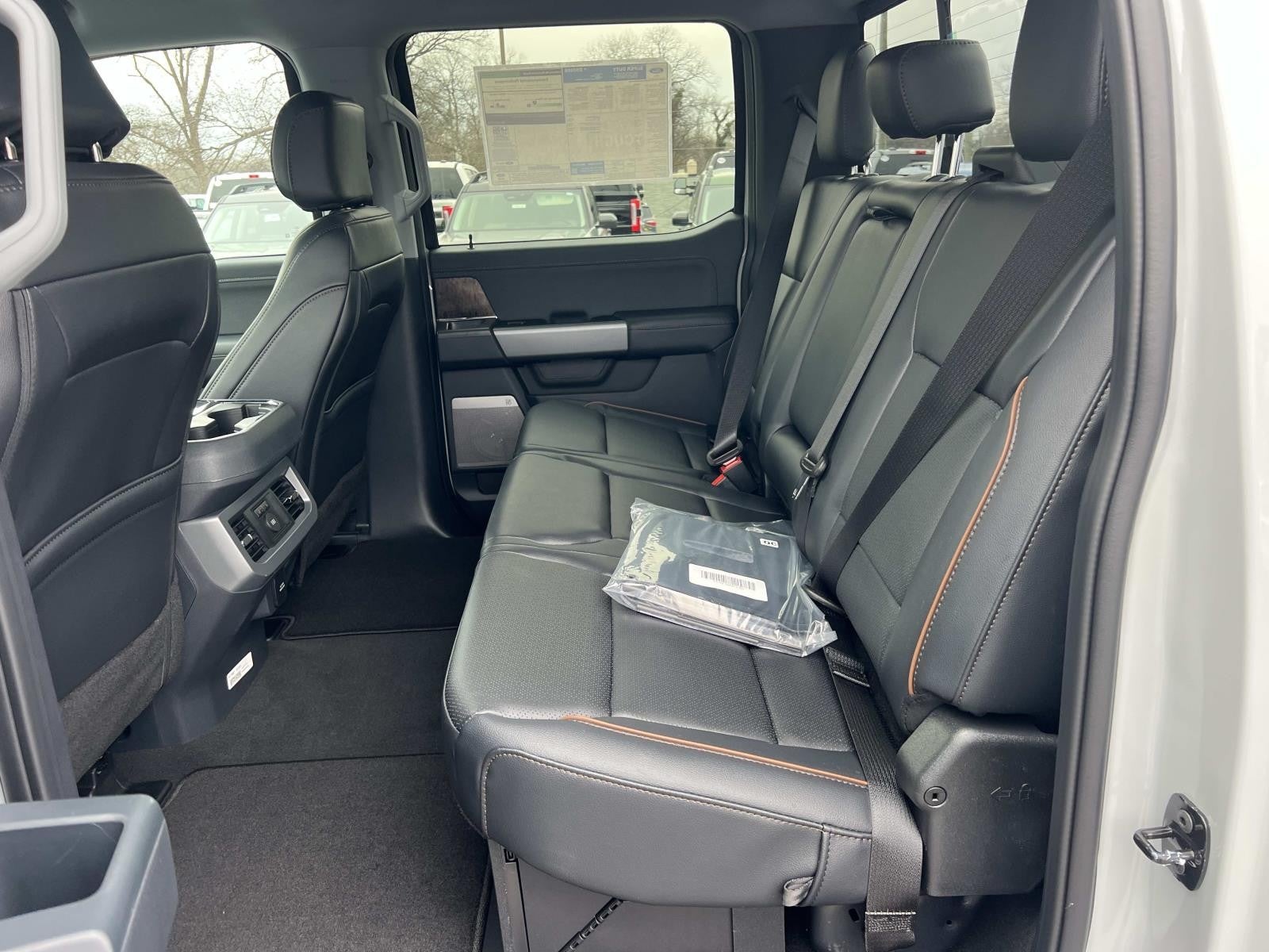 2026 Ford Super Duty F-350 SRW LARIAT 4WD CREW CAB 6.75'