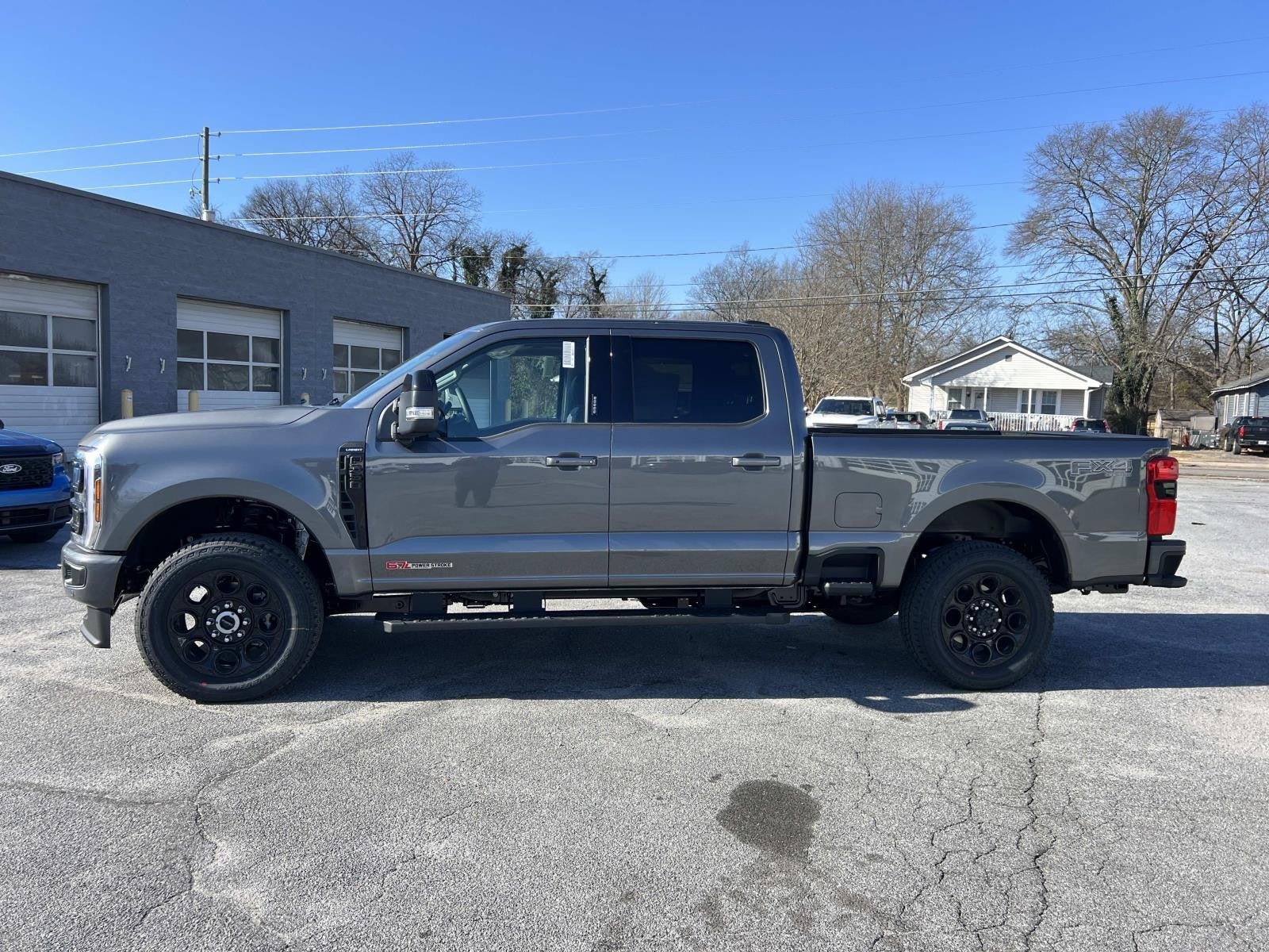 2026 Ford Super Duty F-350 SRW LARIAT 4WD CREW CAB 6.75'