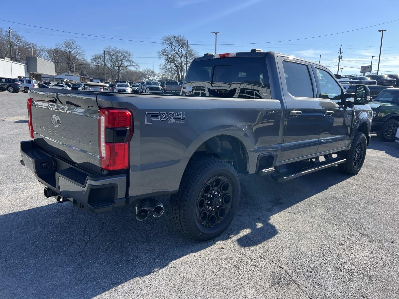 2026 Ford Super Duty F-350 SRW LARIAT 4WD CREW CAB 6.75'