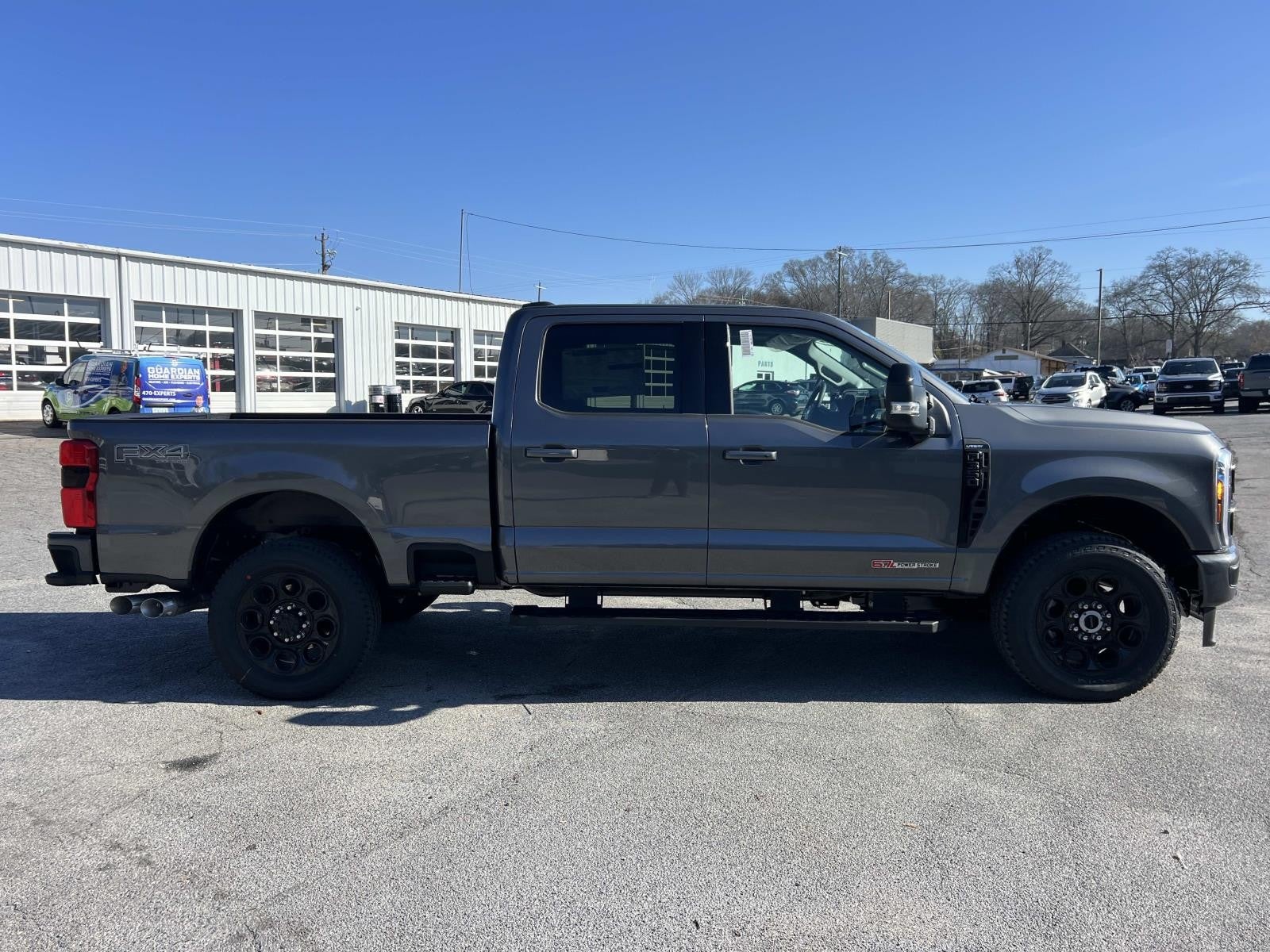 2026 Ford Super Duty F-350 SRW LARIAT 4WD CREW CAB 6.75'