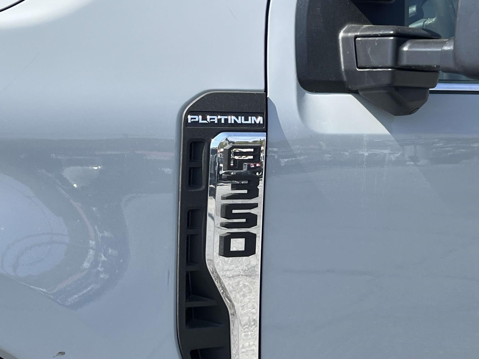 2026 Ford Super Duty F-350 SRW PLATINUM 4WD CREW CAB 6.7