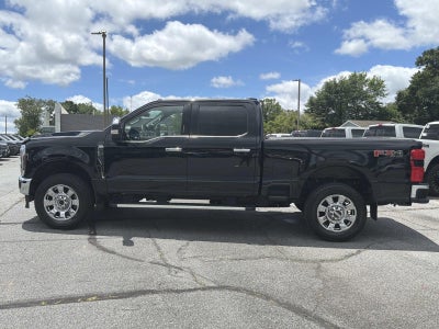 2026 Ford Super Duty F-350 SRW LARIAT 4WD CREW