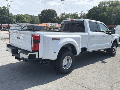 2026 Ford Super Duty F-350 DRW LARIAT 4WD CREW CAB 8' BO