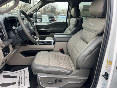 2026 Ford Super Duty F-450 DRW PLATINUM 4WD CREW CAB 8'