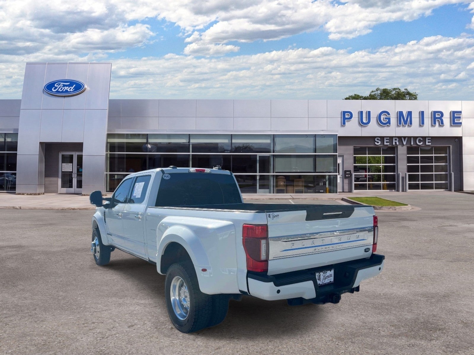 2022 Ford Super Duty F-450 DRW DRW 4X4 CREW CAB
