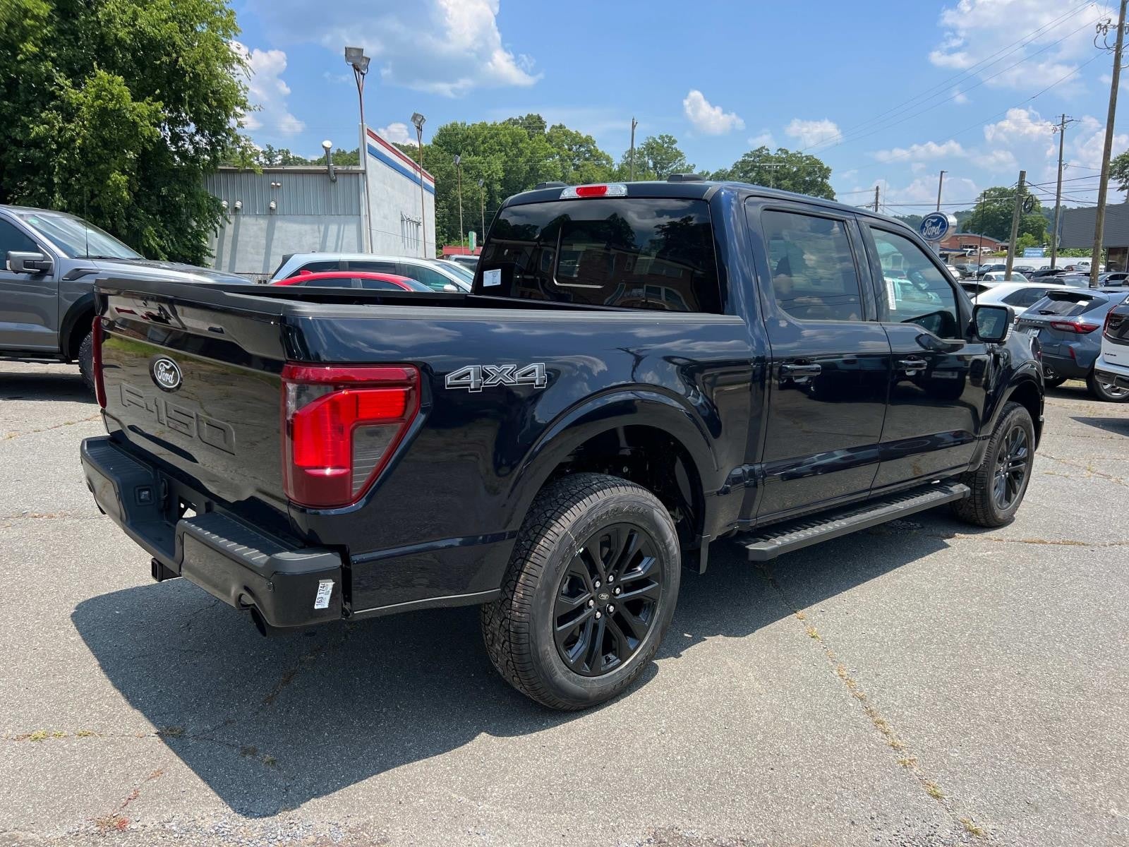 2025 Ford F-150 XLT 4WD SUPERCREW 5.5' BO