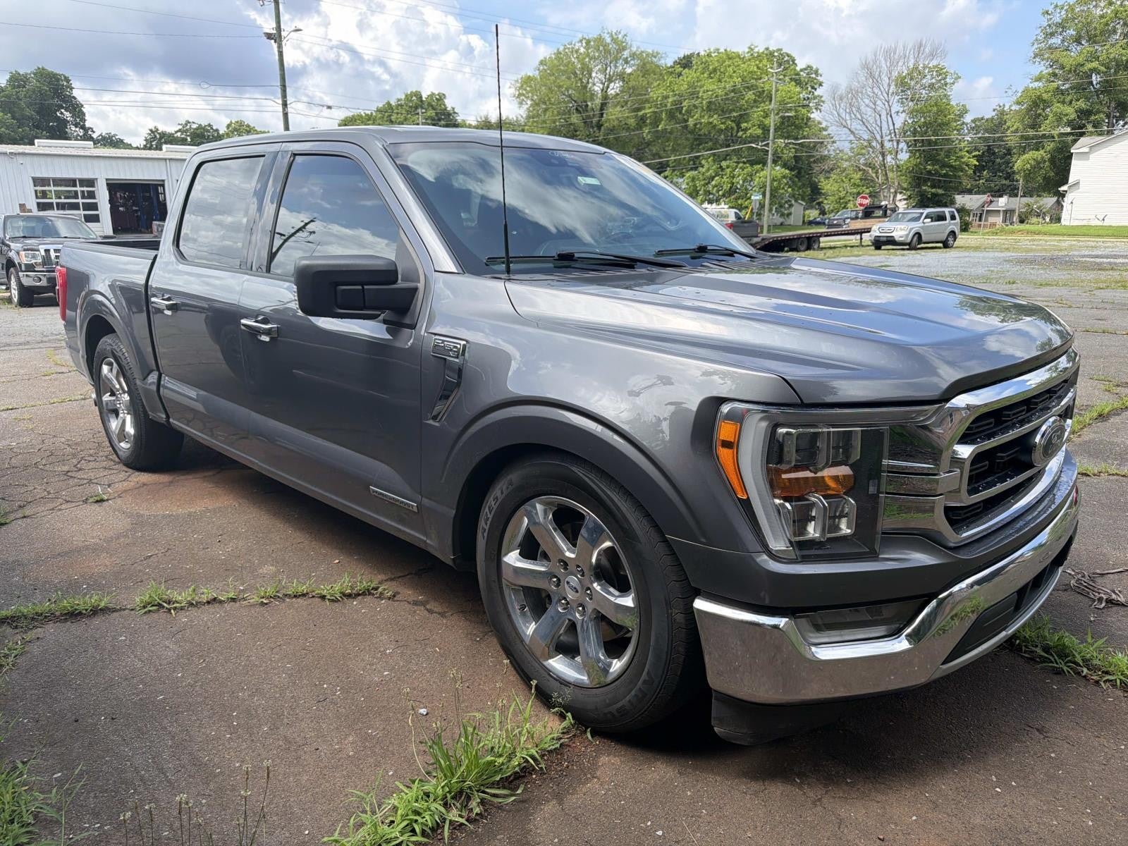 2021 Ford F-150 XLT 2WD CREW