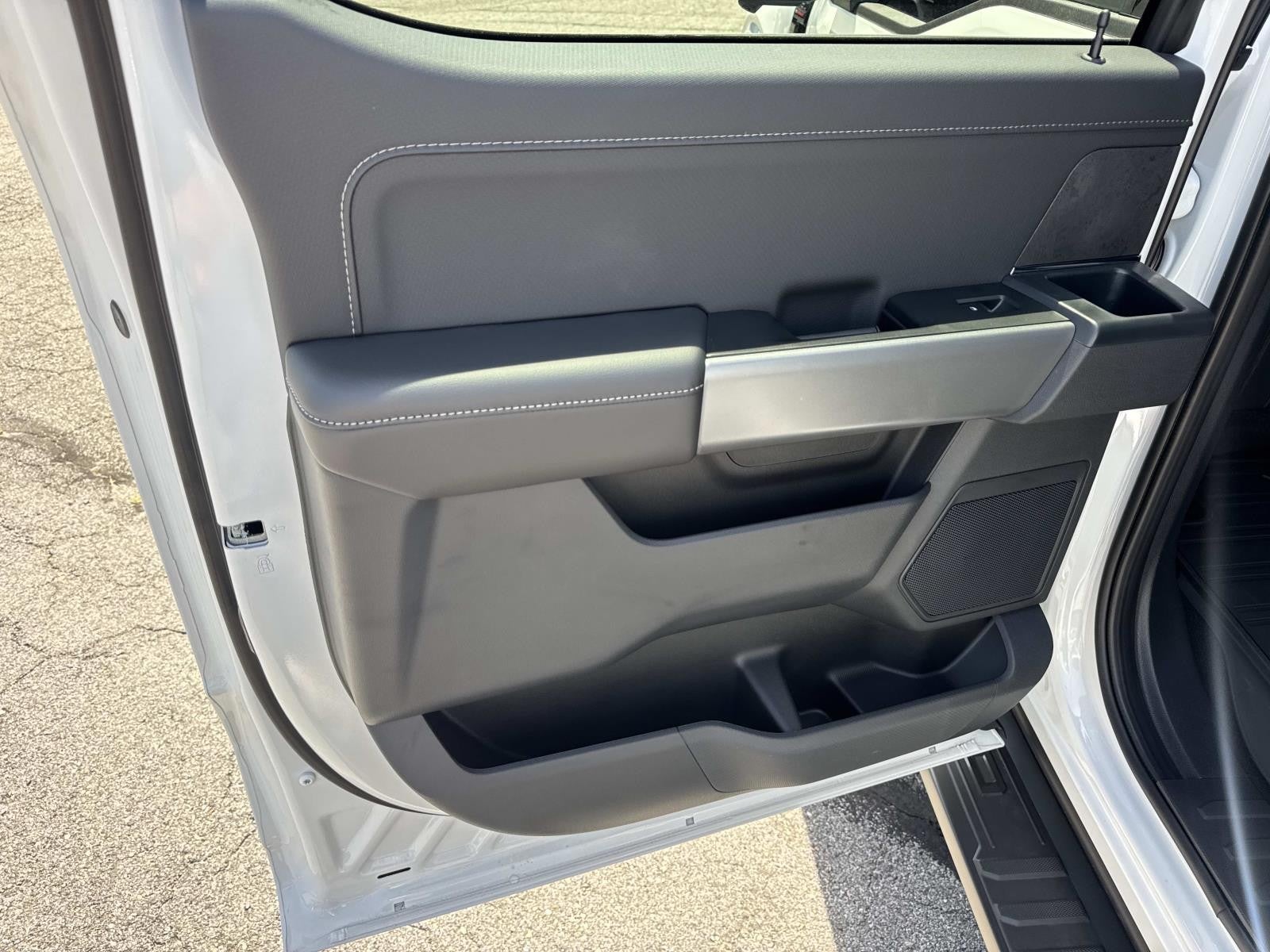 2026 Ford F-150 XLT 4WD SUPERCREW 5.5' BO PUG PACKAGE