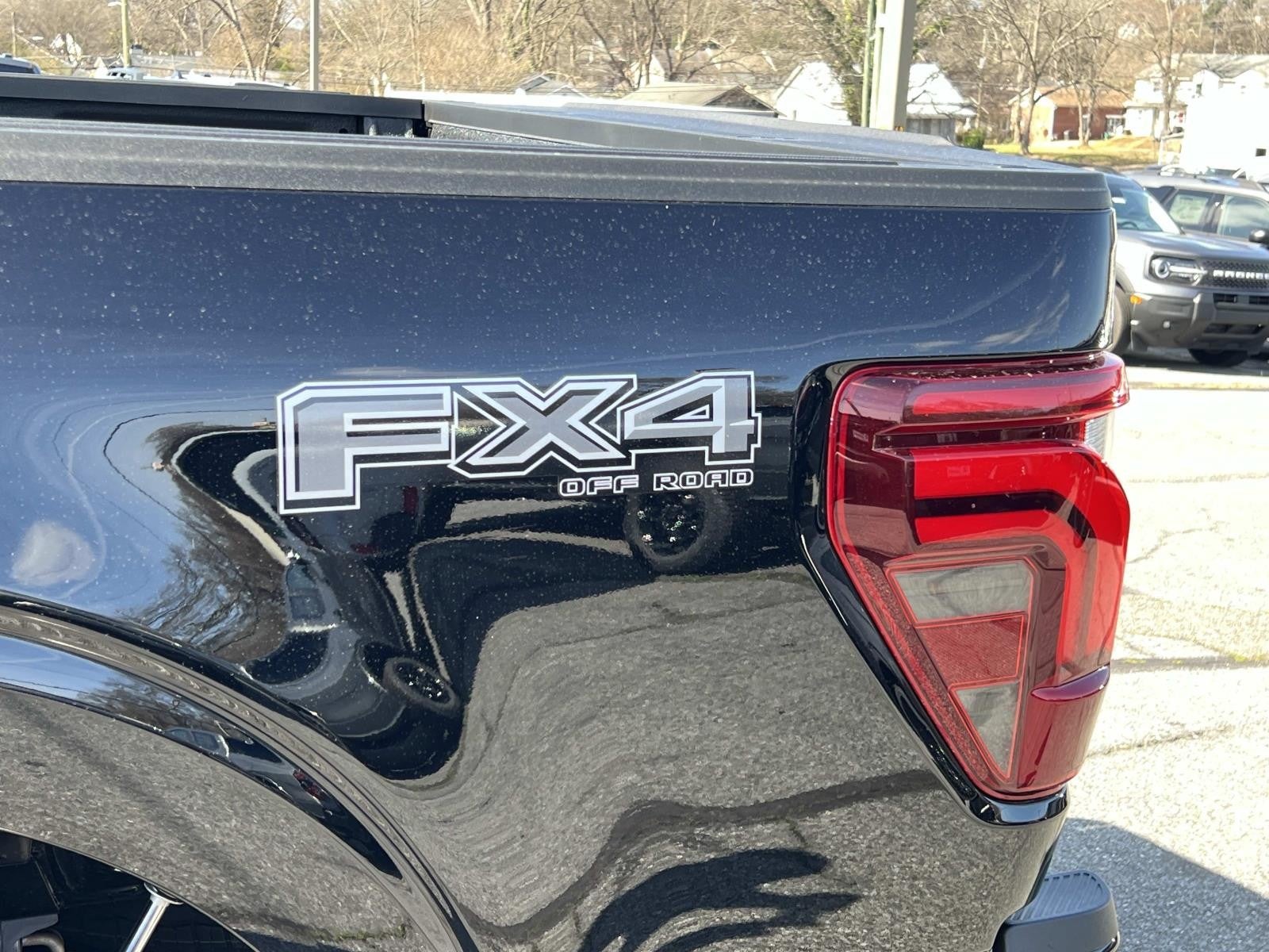 2026 Ford F-150 LARIAT 4WD SUPERCREW 5.5' PUG PACKAGE