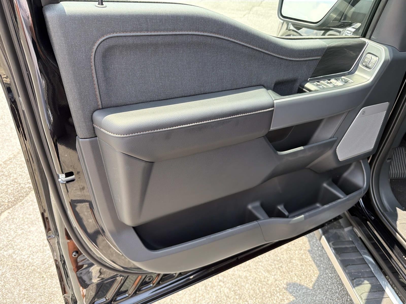 2026 Ford F-150 LARIAT 4WD SUPERCREW 5.5'