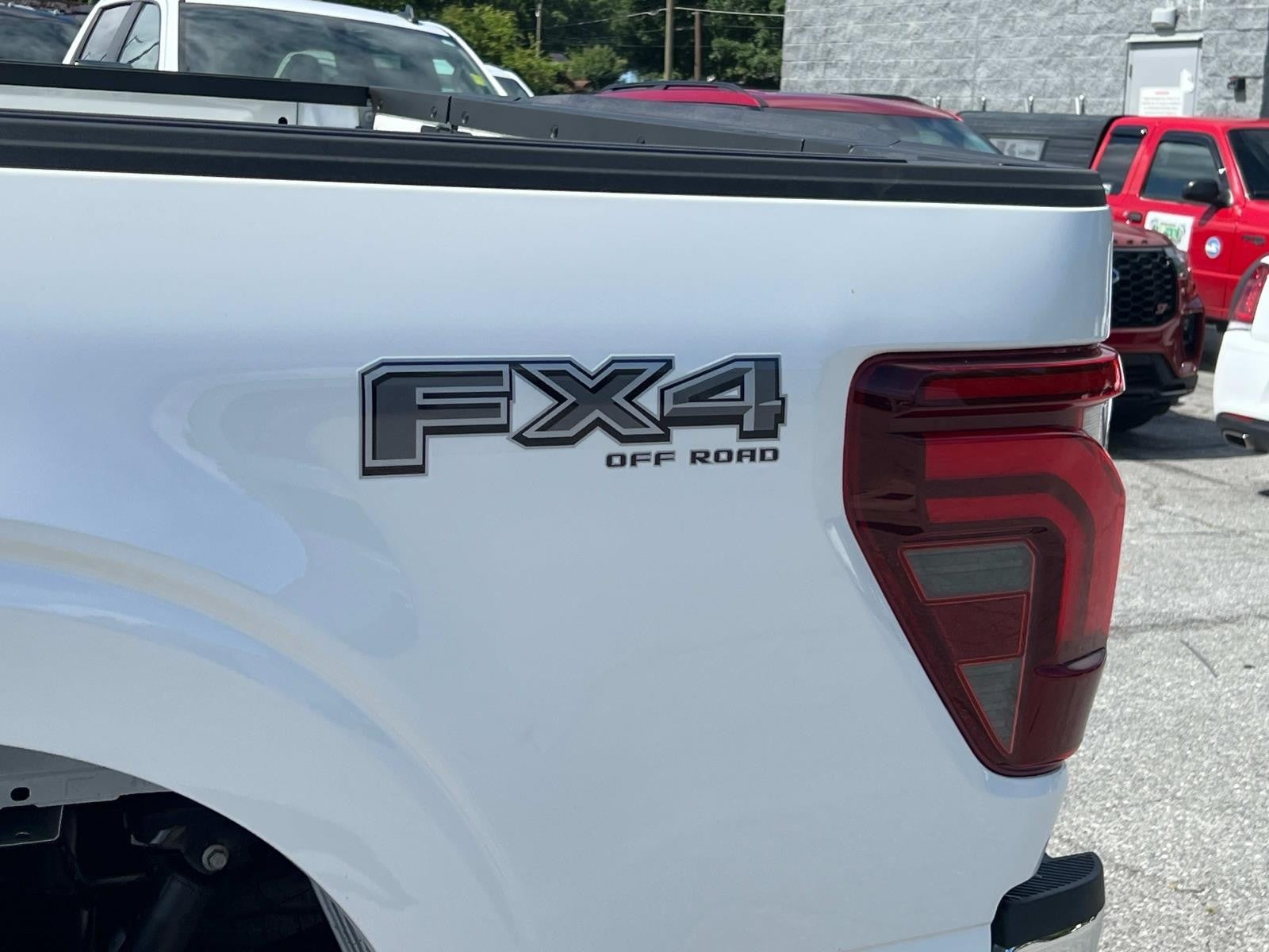 2025 Ford F-150 LARIAT 4WD SUPERCREW 5.5'