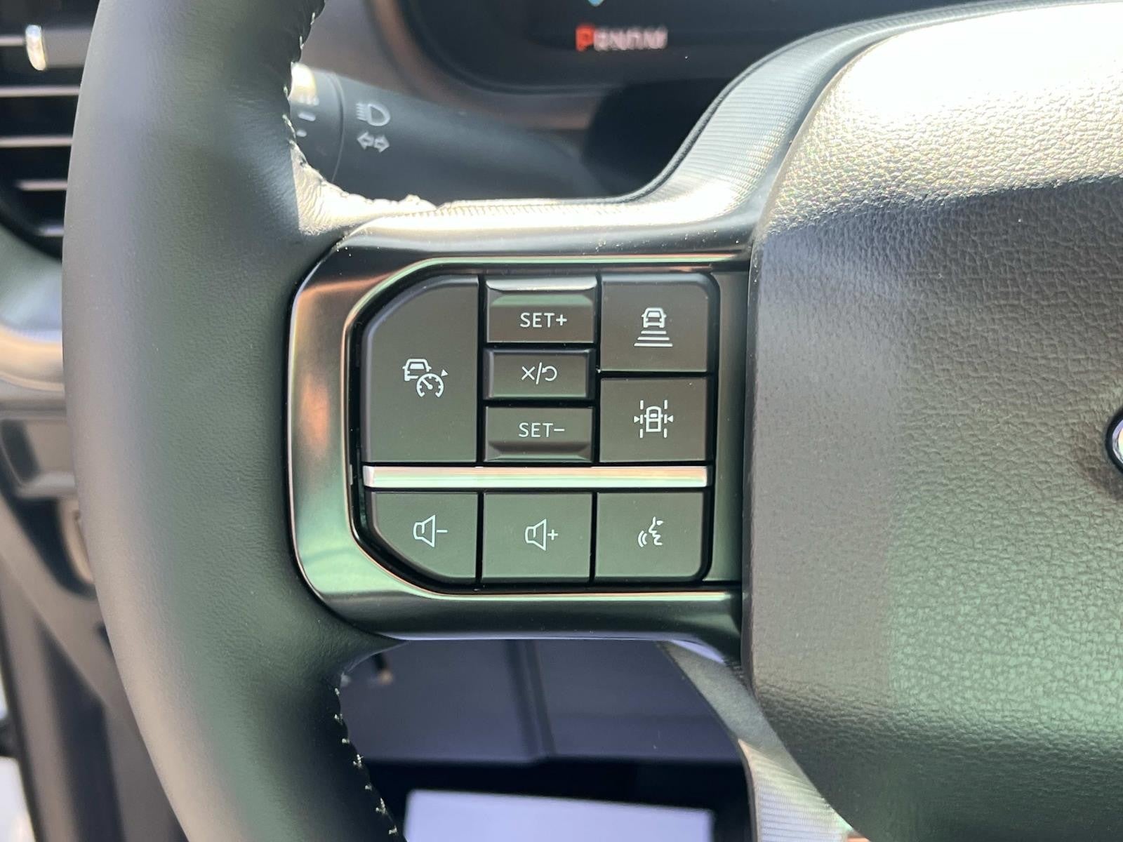 2025 Ford F-150 PLATINUM 4WD SUPERCREW 5.