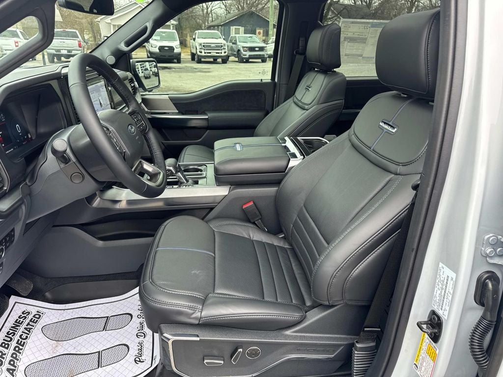 2025 Ford F-150 Platinum