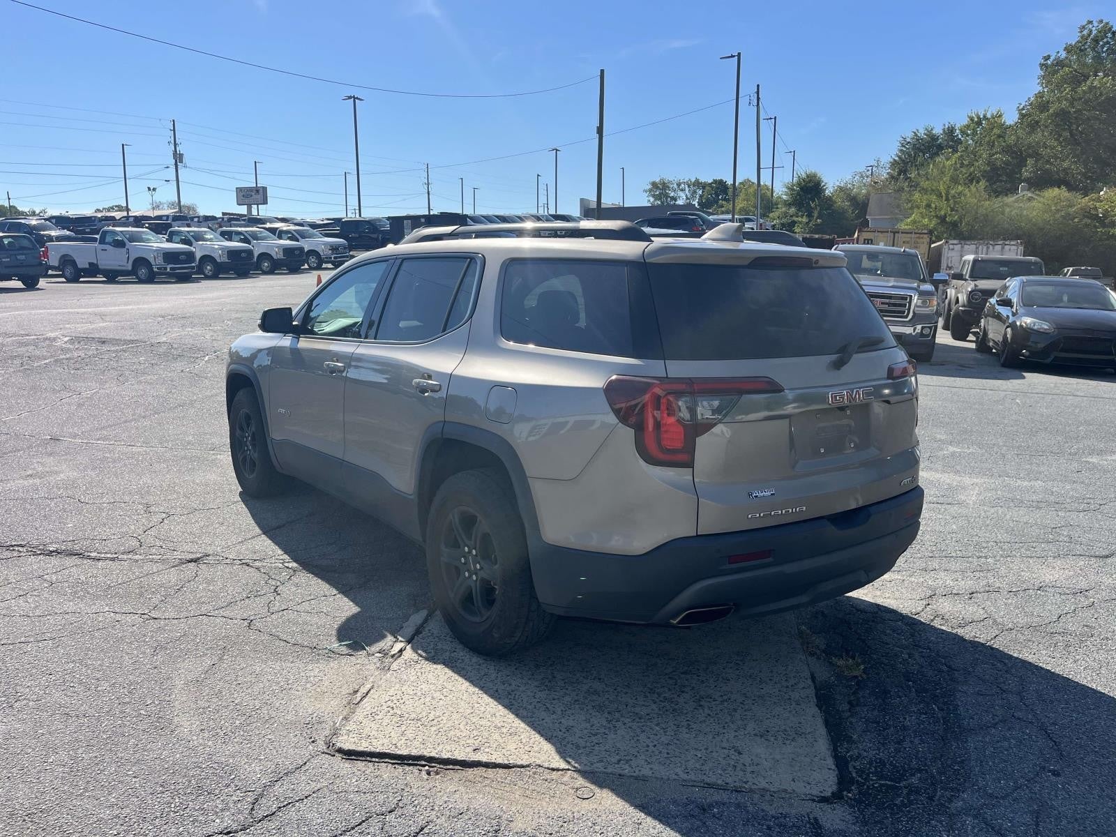 2022 GMC Acadia AWD 4DR AT4