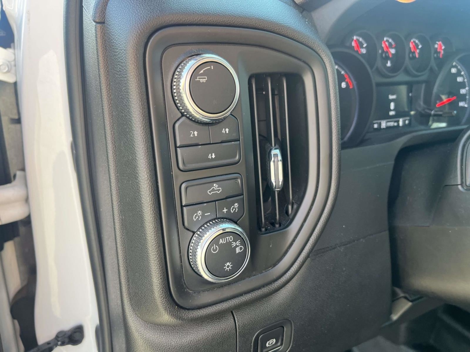 2023 GMC Sierra 2500HD 4WD CREW CAB 159 PRO