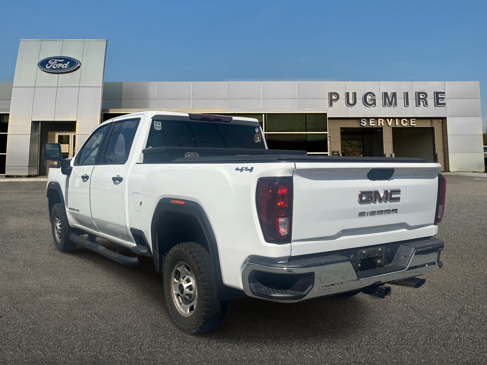 2023 GMC Sierra 2500HD 4WD CREW CAB 159 PRO