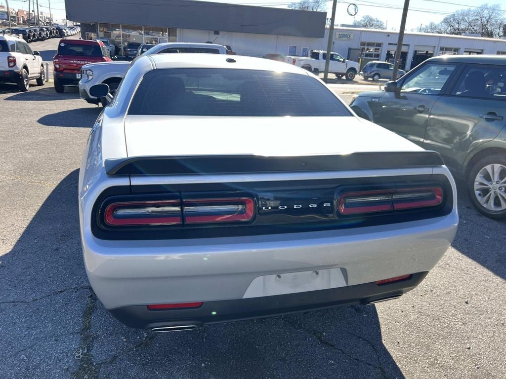 2023 Dodge Challenger SXT