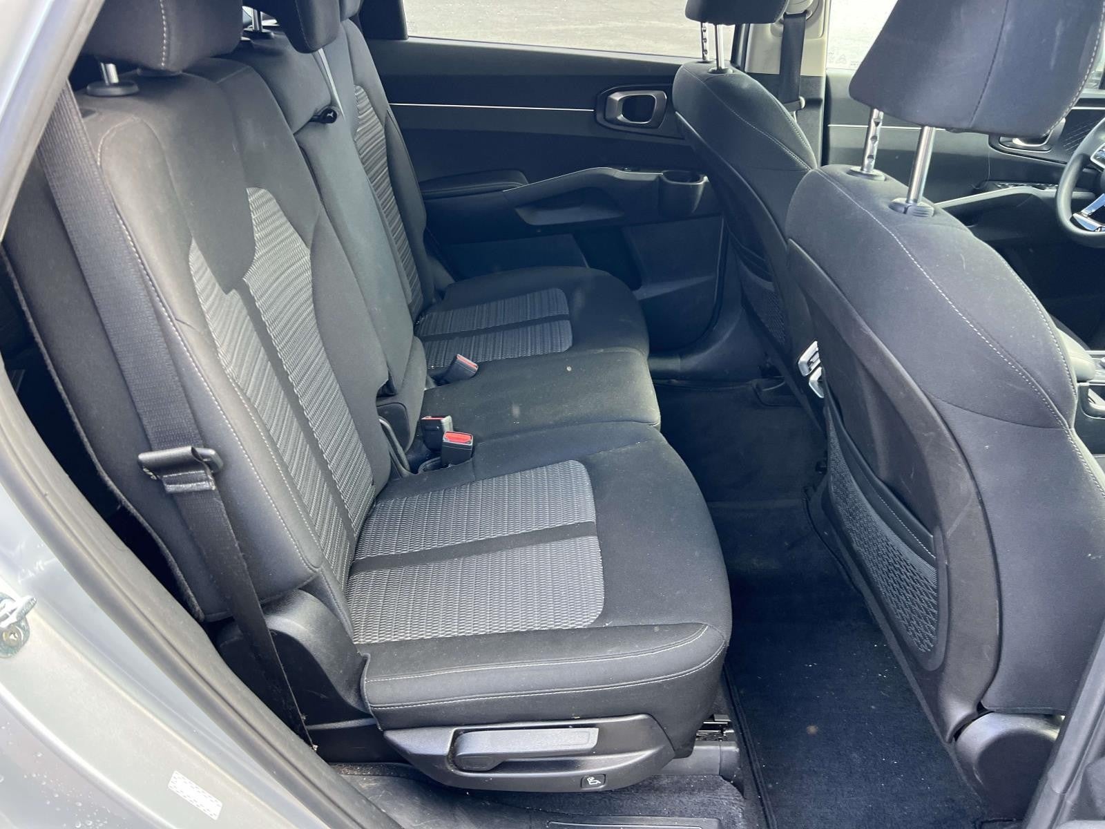 2022 Kia Sorento LX