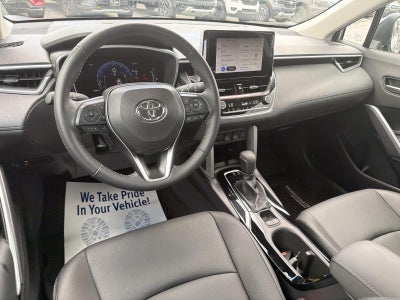 2024 Toyota Corolla Cross XLE