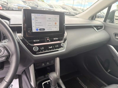 2024 Toyota Corolla Cross XLE