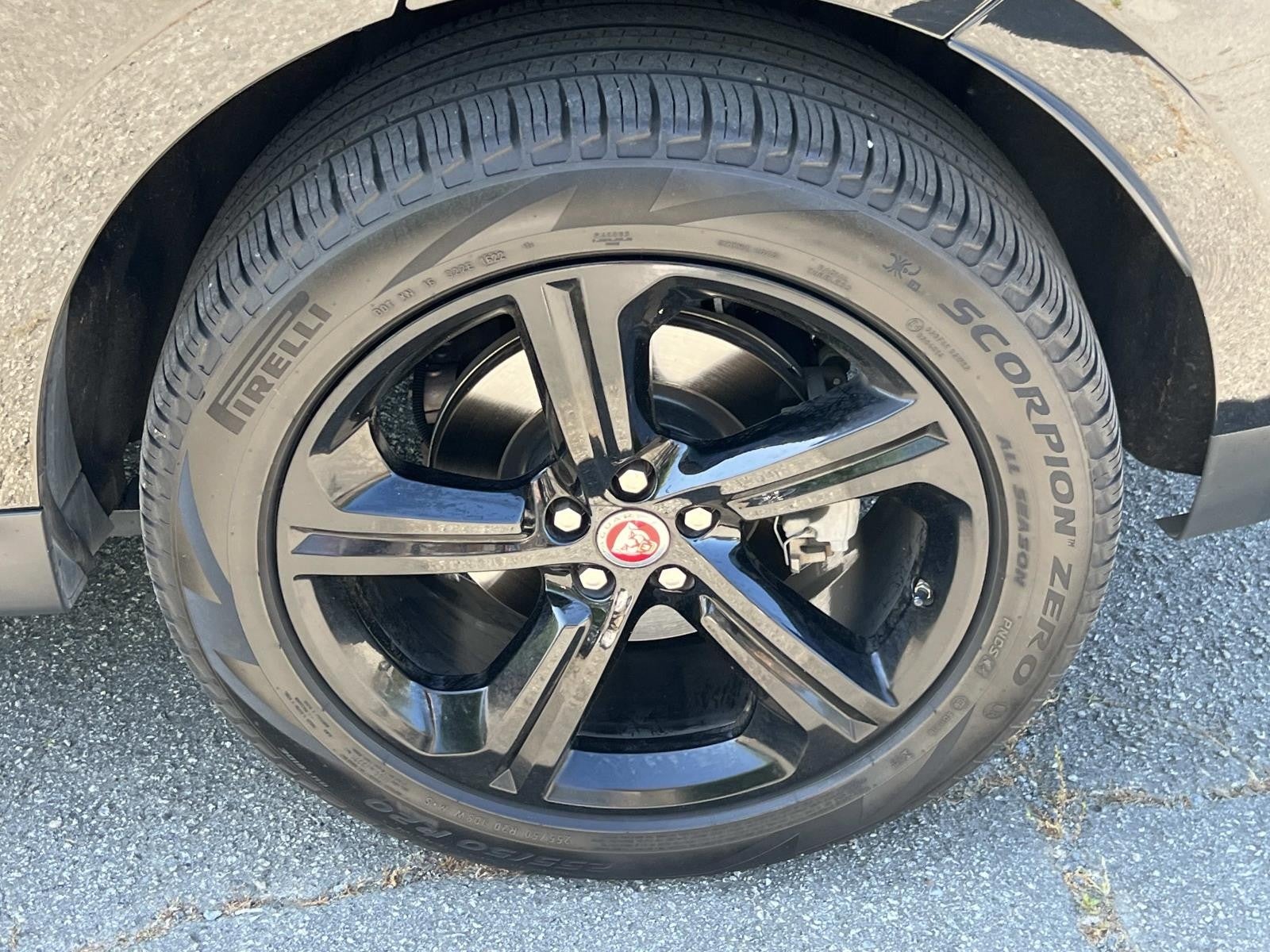 2019 Jaguar F-PACE 25t Premium