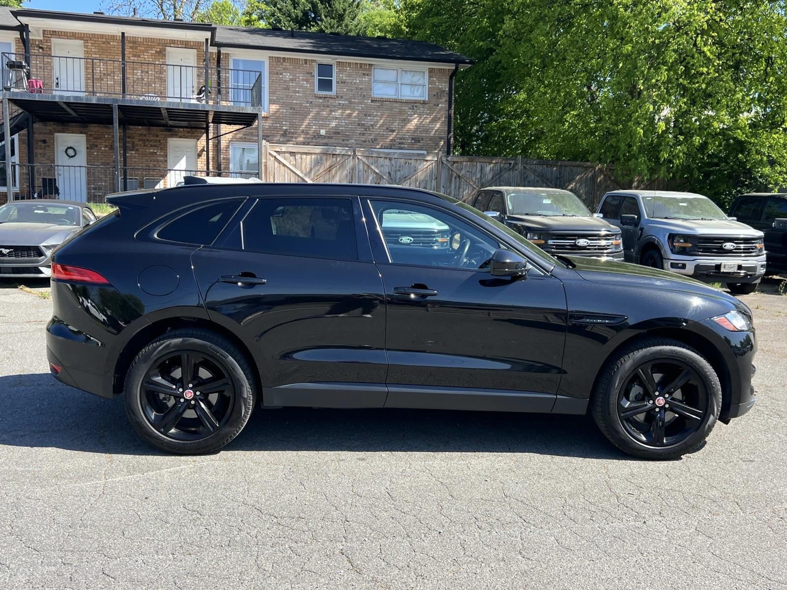 2019 Jaguar F-PACE 25t Premium