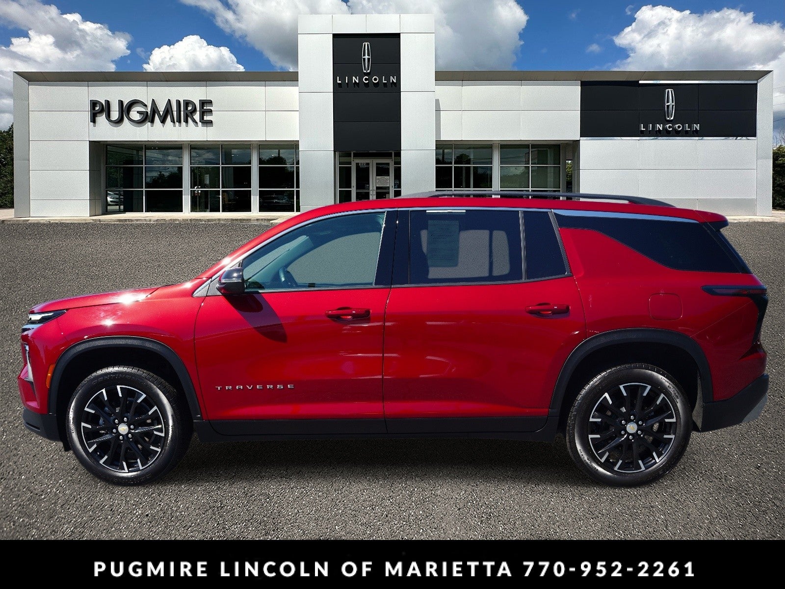 2025 Chevrolet Traverse FWD LT