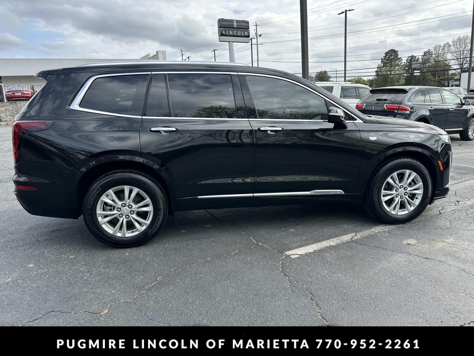 2025 Cadillac XT6 FWD Luxury