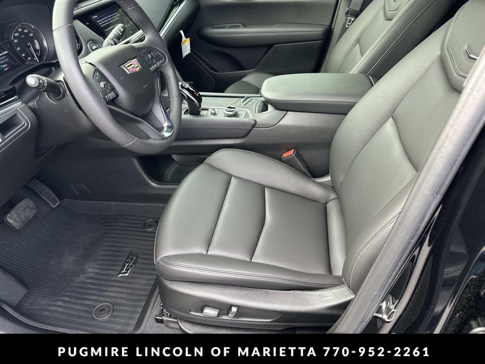 2025 Cadillac XT6 FWD Luxury