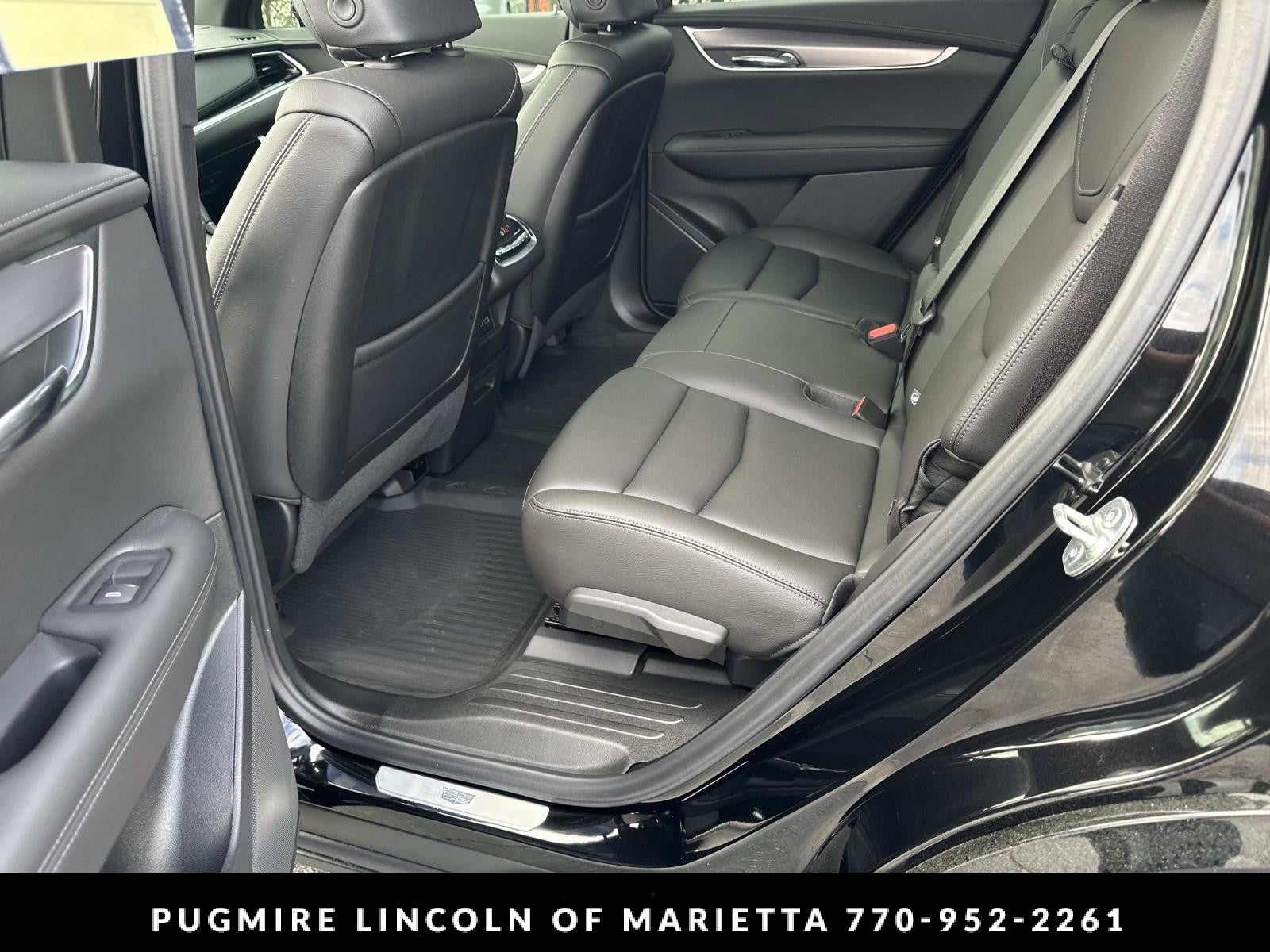 2025 Cadillac XT6 FWD Luxury