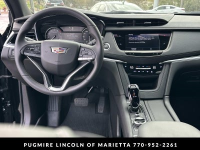 2025 Cadillac XT6 FWD Luxury