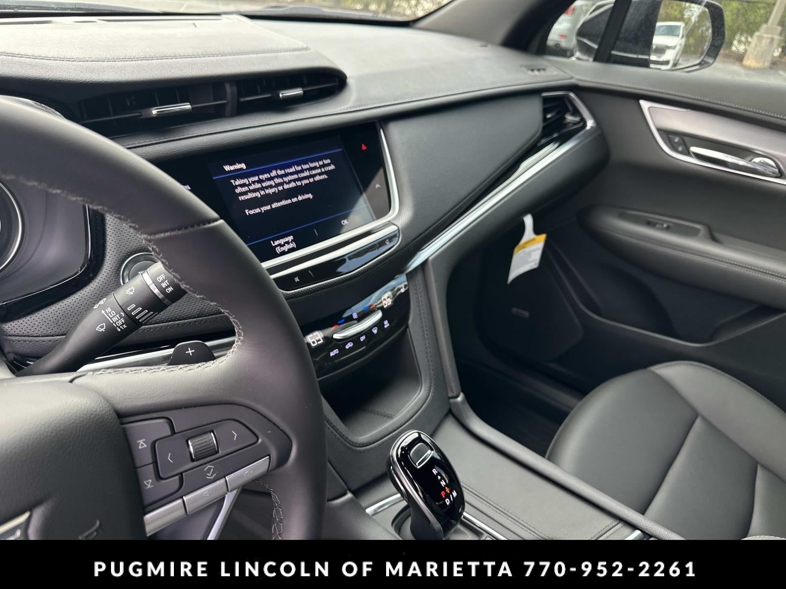 2025 Cadillac XT6 FWD Luxury