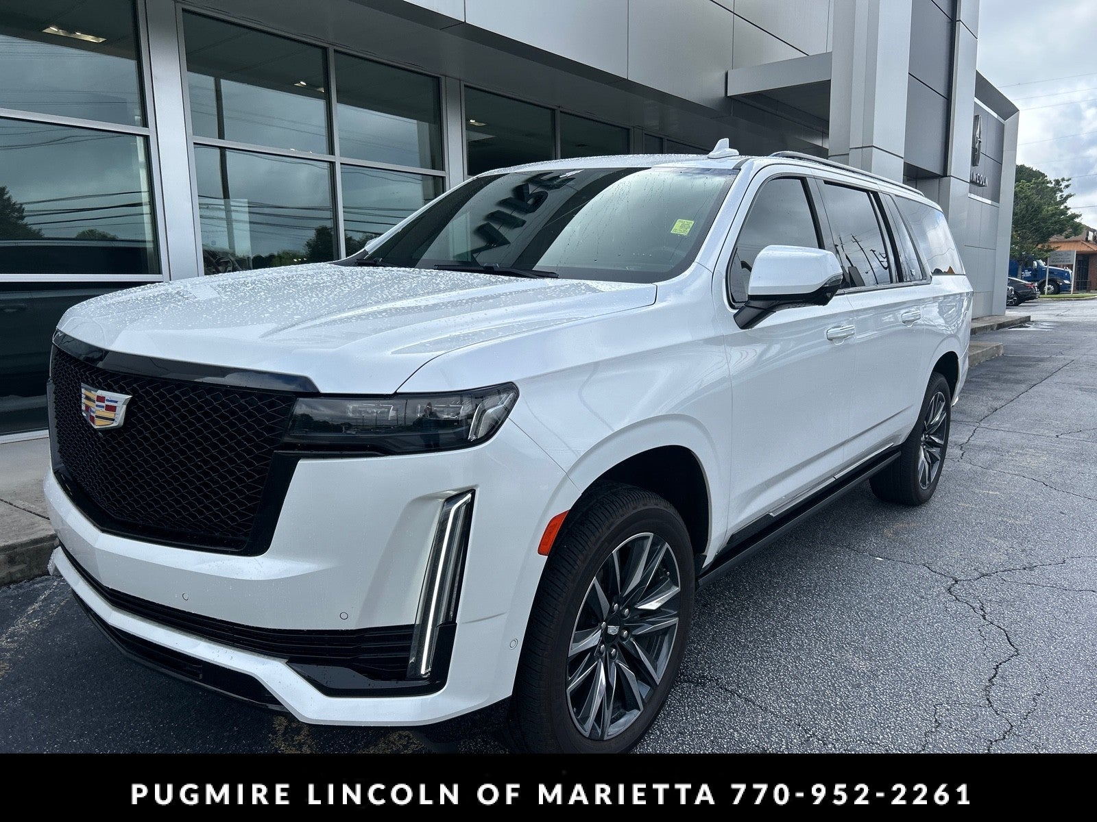 2022 Cadillac Escalade ESV Sport
