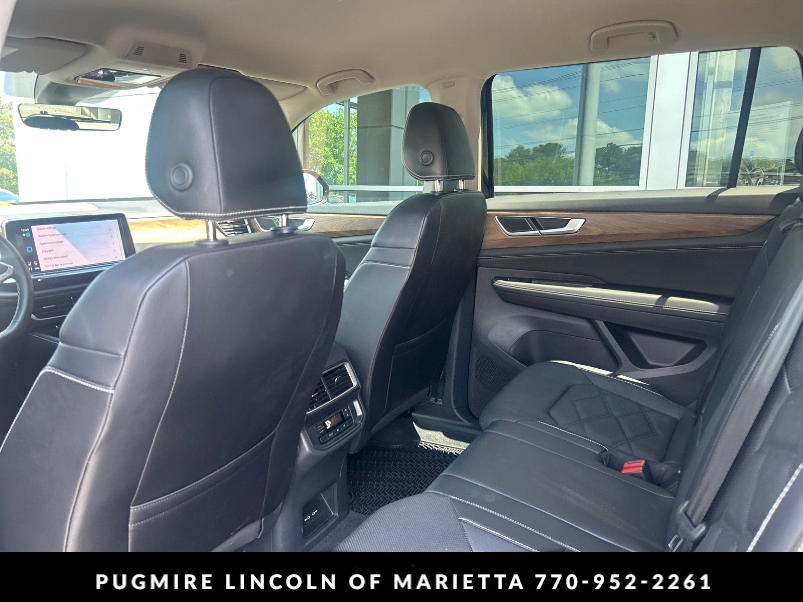 2024 Volkswagen Atlas 2.0T SE