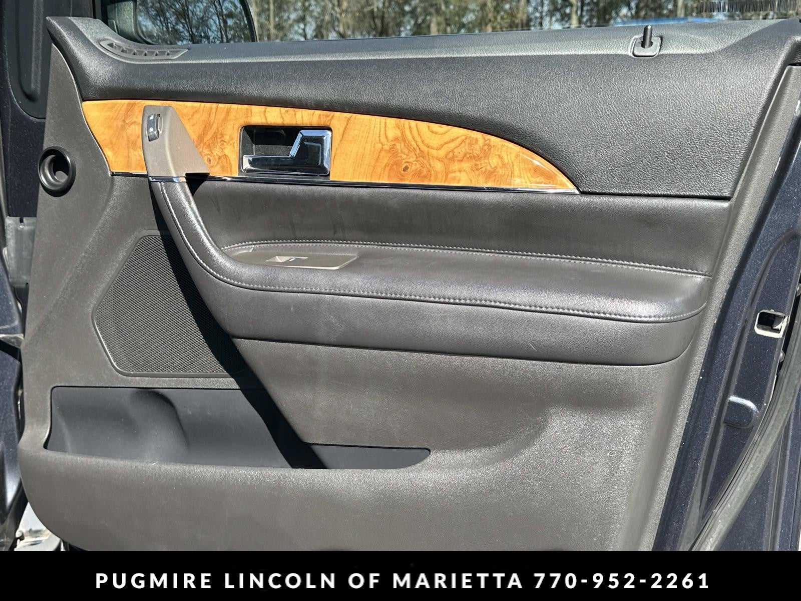 2014 Lincoln MKX Base