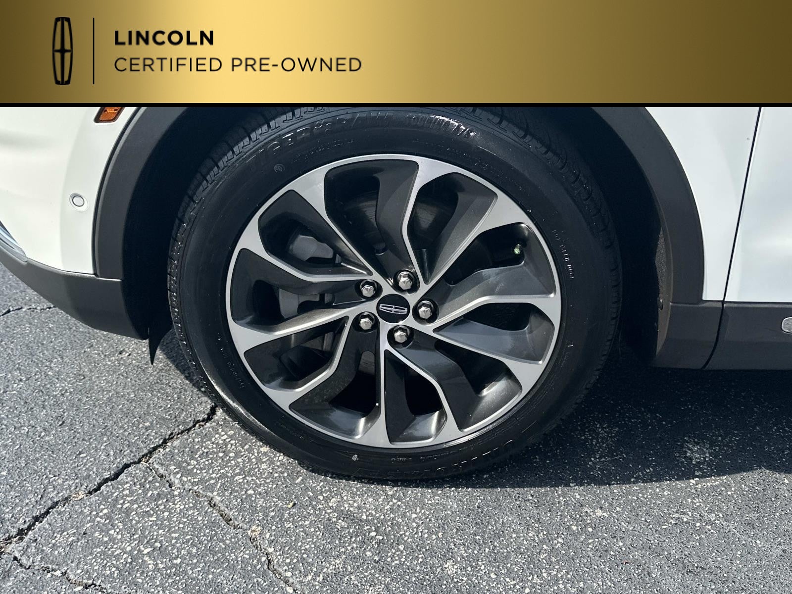 2021 Lincoln Nautilus Reserve