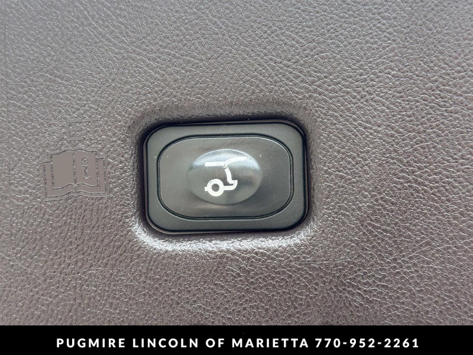2020 Lincoln Nautilus Black Label