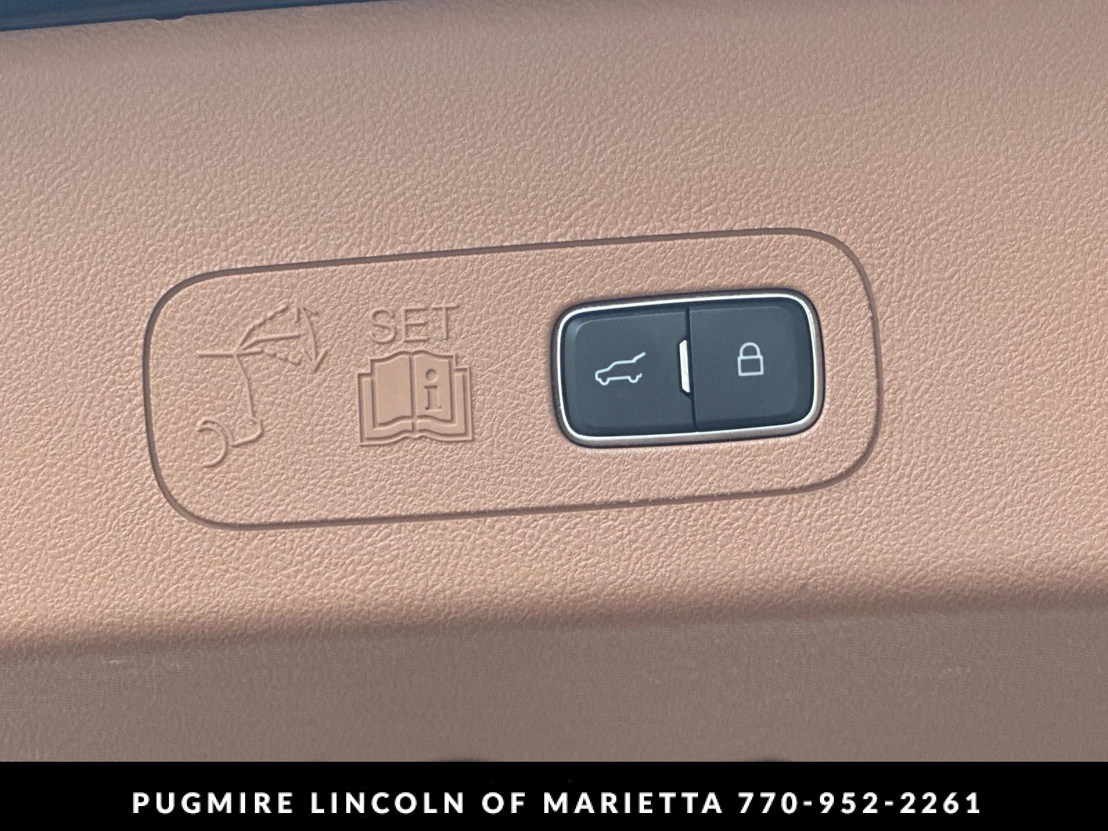 2022 Lincoln Aviator Black Label